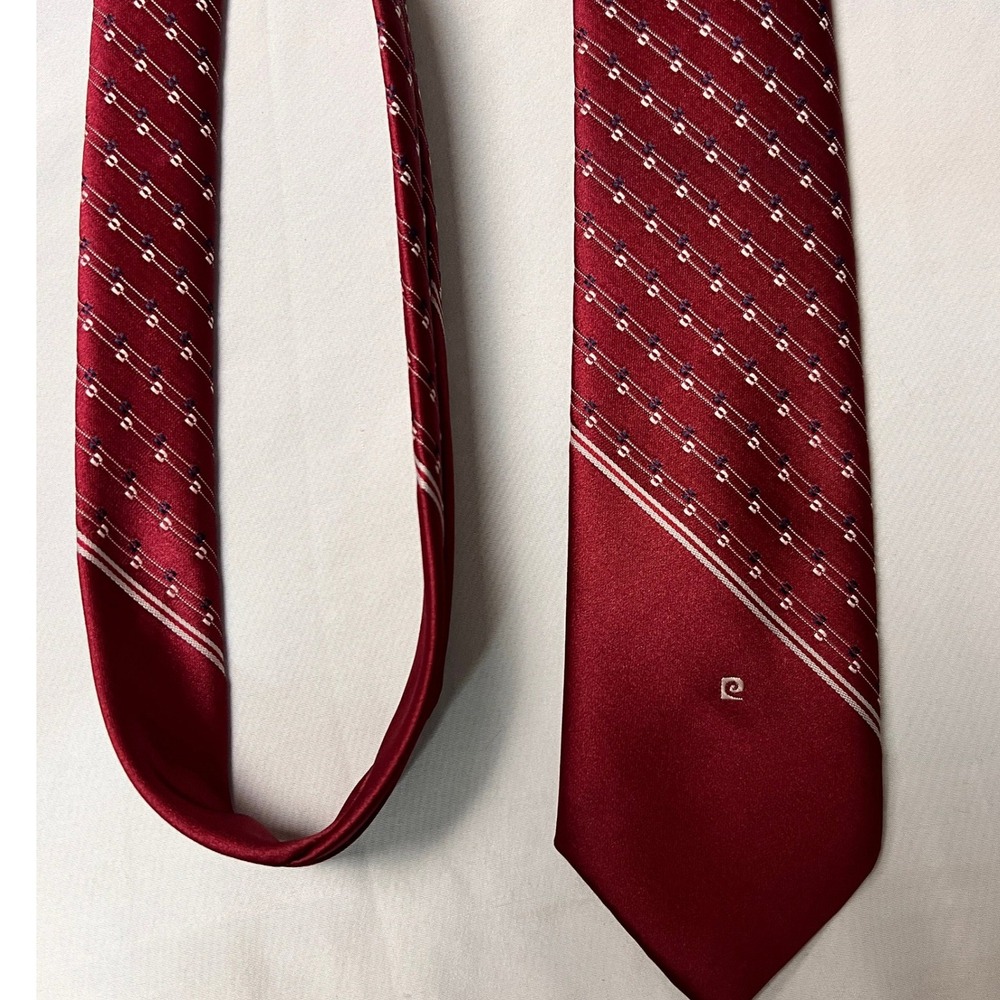 Pierre Cardin Mens Silk Tie Burgundy Red Geometric Diagonal Stripe Logo 3.5 Inch